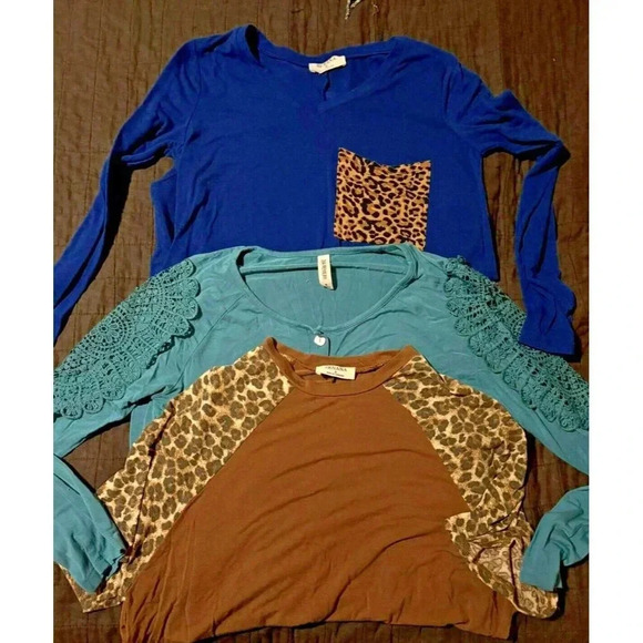 Zenana LOT of Three‎ Tees Size Small - Picture 1 of 14